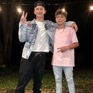 Meet your Posher, Aj